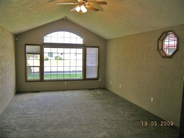 Building Photo - 3302 Ford Dr