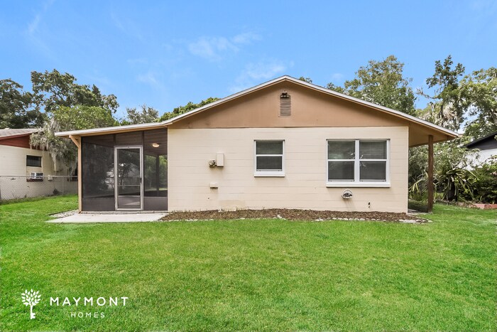 Foto principal - 2531 Carver Ave
