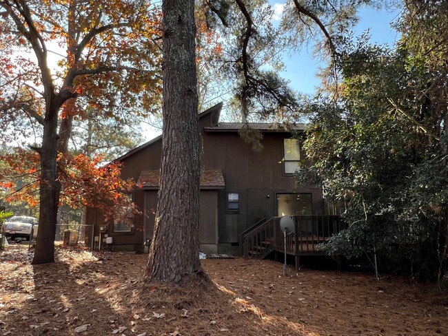 Building Photo - 6496 Kelmscot Ct