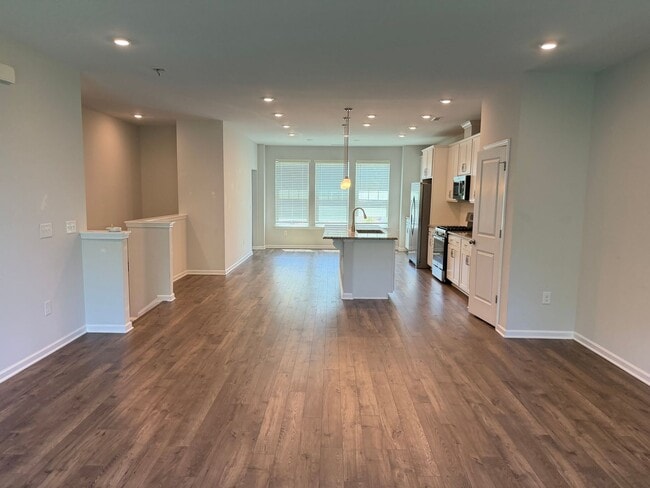 Photo - 1227 Commack Drive D1227 House