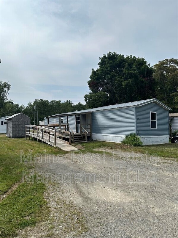 Foto principal - 10 Pheasant Hill Mobile Home Park