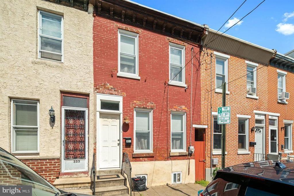 Primary Photo - 331 Wiota St