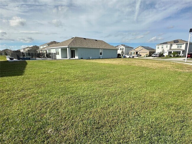 Building Photo - 8560 Bower Bass Cir