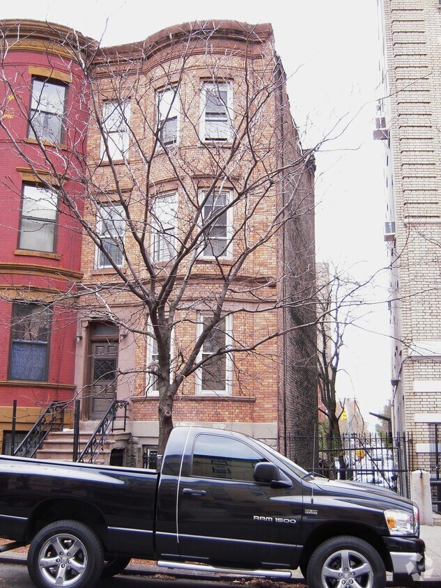 Foto del edificio - 188 Edgecombe Ave