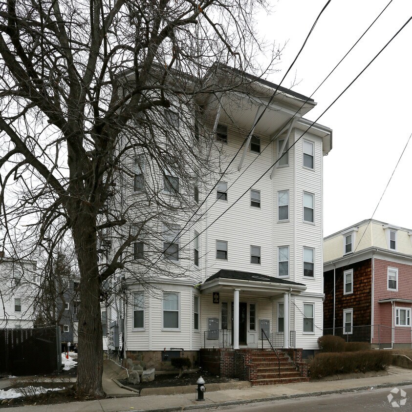 Foto del edificio - 47 Highland St