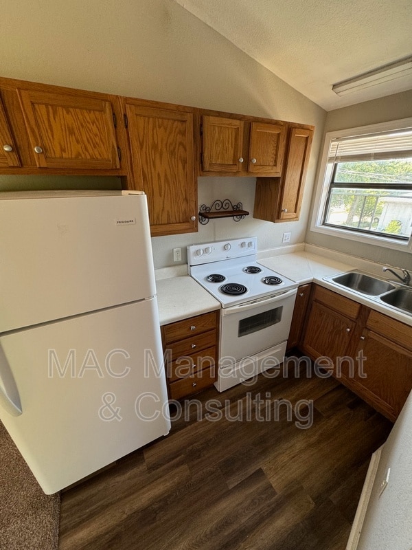 Foto del edificio - 1319 Autumn Ave