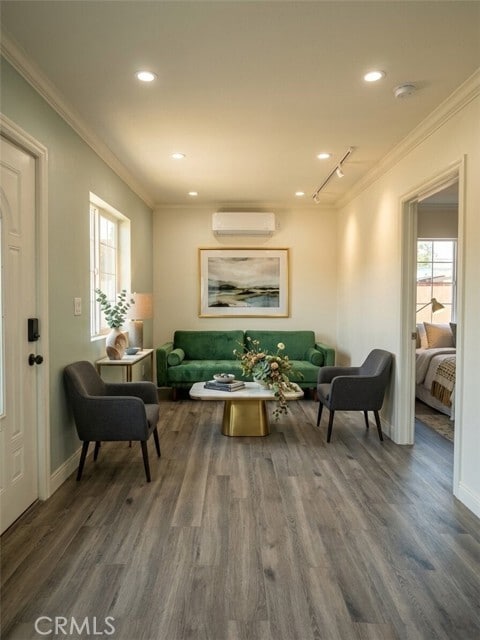 Foto del edificio - 1004 W Hollyvale St