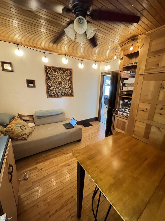 Foto del edificio - 2 br, 1 bath House - 5 Antwerp St # 2