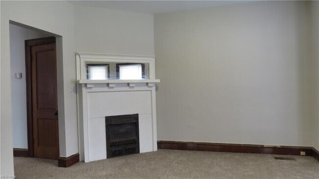 Building Photo - 14918 Clifton Blvd