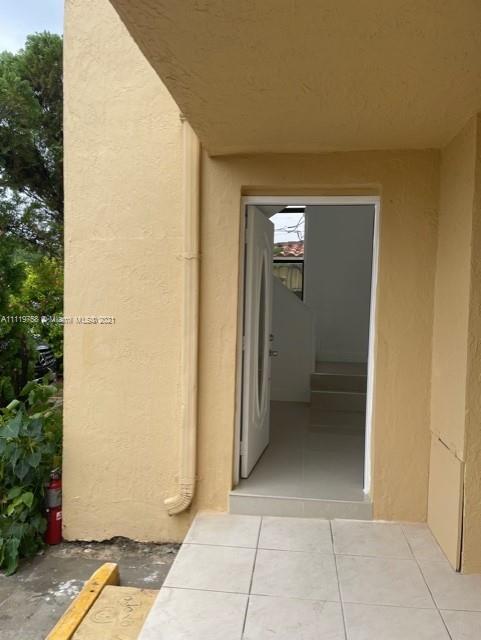 Building Photo - 130 NW 50th Ave