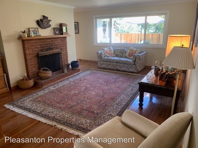 Foto del edificio - 3 br, 2 bath House - 450 Neal Street