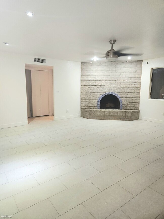 Foto del edificio - 4 br, 2 bath House - 5035 West Columbine D...