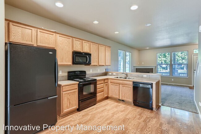 Building Photo - 2 br, 2.5 bath House - 1469 NE Lockheart Ln