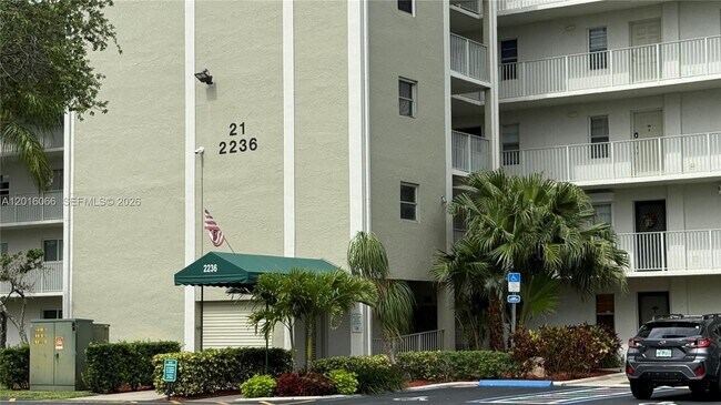 Foto del edificio - 2236 N Cypress Bend Dr