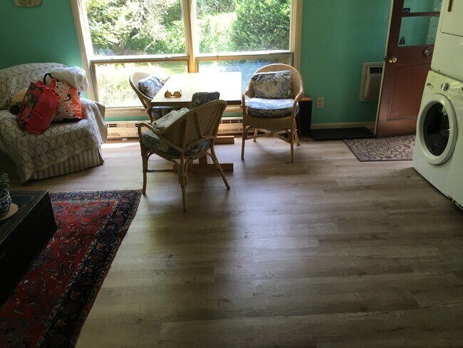 Living/kitchen/dining room - 219 Woodruff Ave