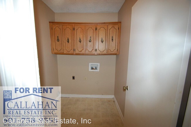 Building Photo - 3 br, 2 bath House - 27 Patty Lane