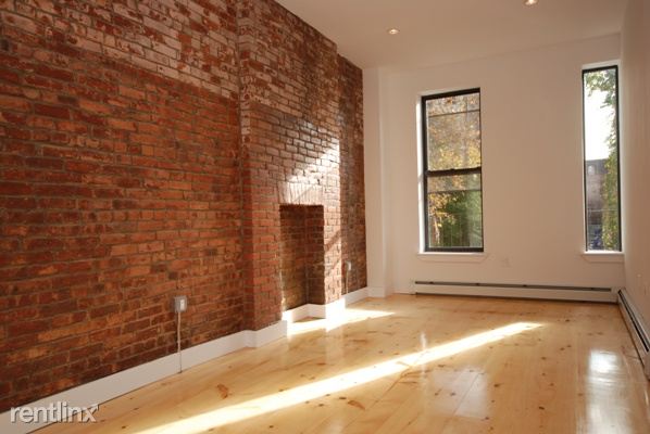 Primary Photo - 806 Dean St