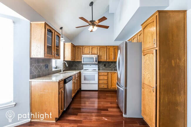 Building Photo - 7818 Caenen St, Lenexa, KS, 66216