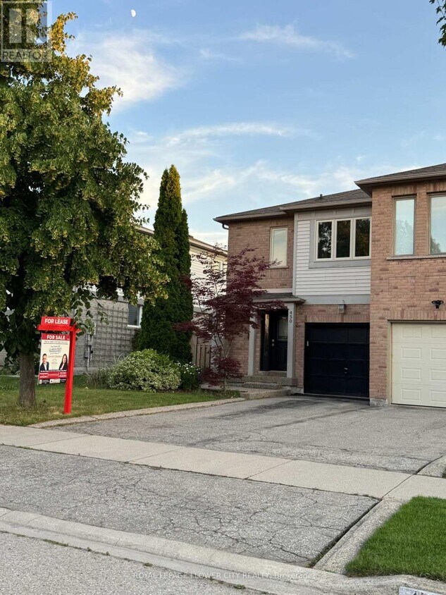 Primary Photo - 450 Levanna Ln