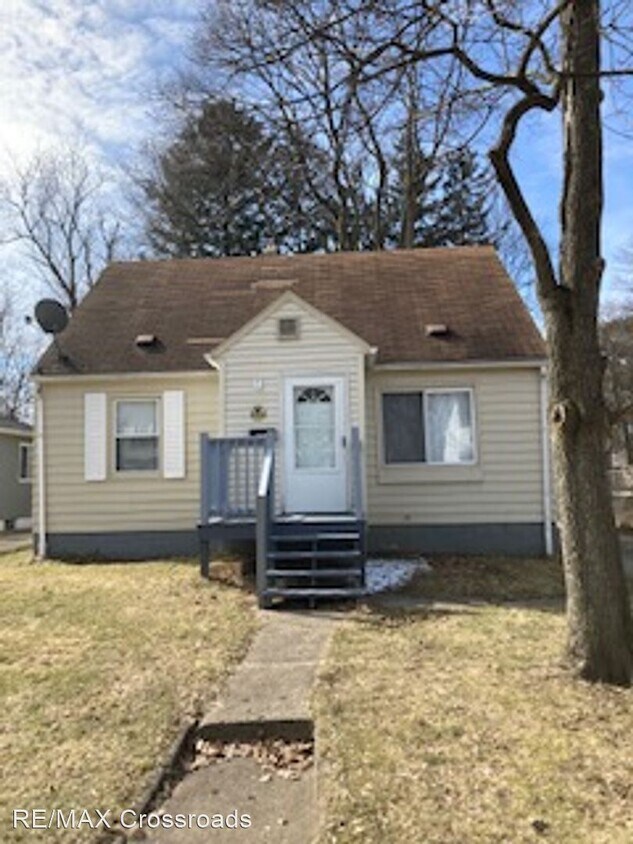 Primary Photo - 3 br, 1 bath House - 1042 Frederick blvd