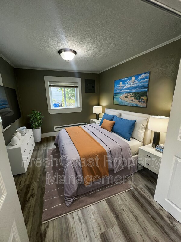 Foto principal - 16118 Arcade Ave