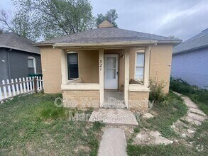 Building Photo - 321 3rd St