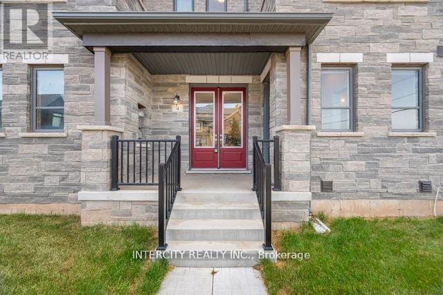 Building Photo - 4 Bowbeer Rd