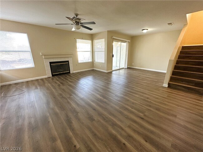 Foto del edificio - 6396 Rosemount Ave