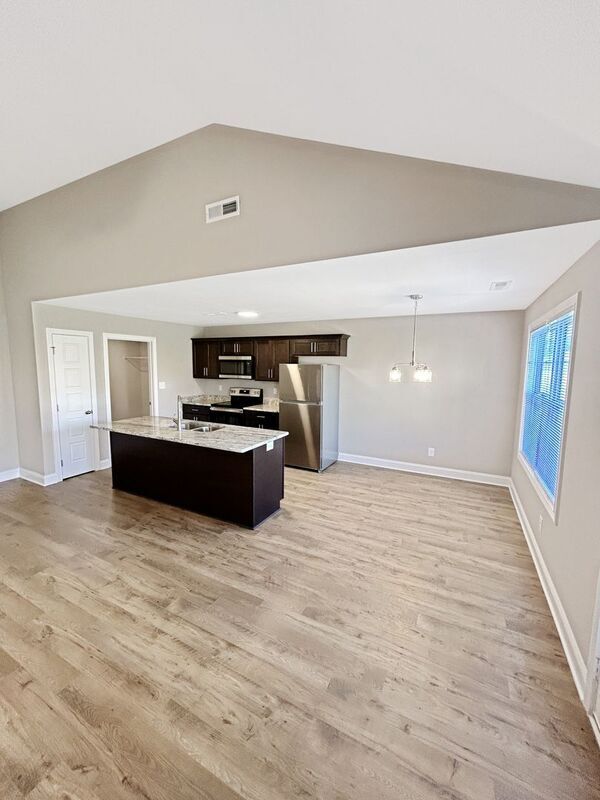 Building Photo - 149 Ardell Dr