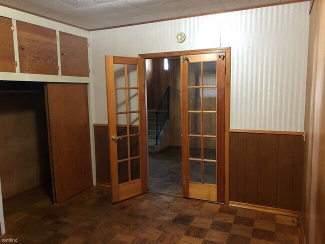 Building Photo - 3 br, 3 bath House - 202 S B St