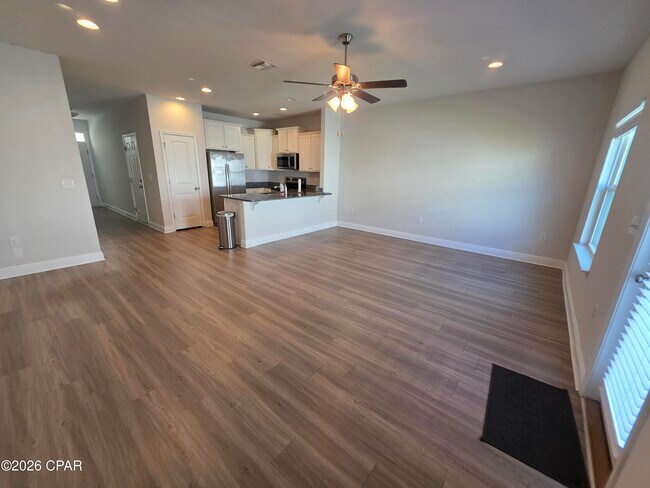 Foto del edificio - 106 Cascade Ln