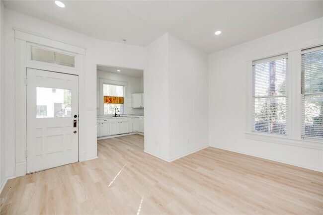 Foto del edificio - 81 San Marcos St