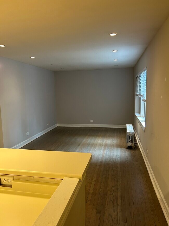 Foto del edificio - 5440 N Campbell Ave