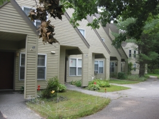 Primary Photo - Auburn Commons