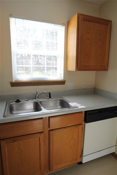 Foto del edificio - 211 Harbors Lake Dr