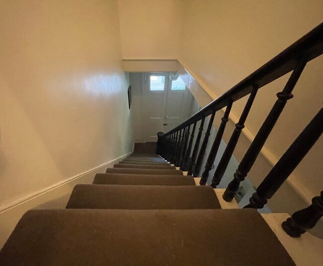 Unit 2 entry - 24 Leatherstocking St