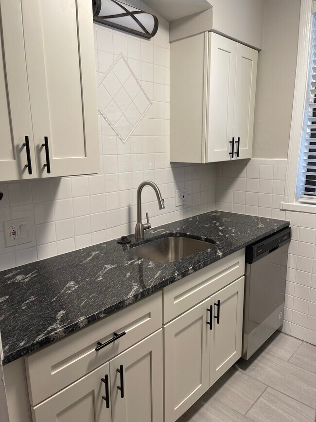 Kitchen - 6380 Bancroft Ave