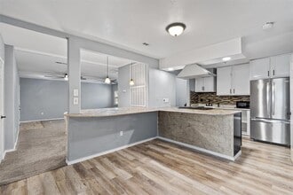 Building Photo - 5501 Spring Meadow Rd