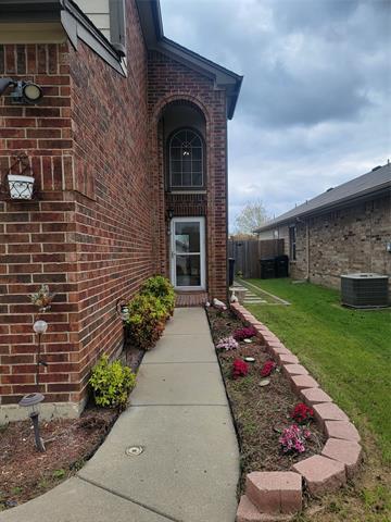 Foto del edificio - 6468 Regina Dr