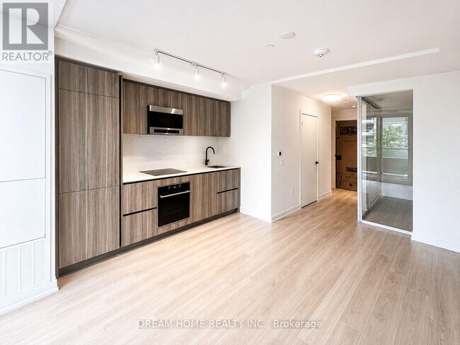 Photo du bâtiment - 127 Broadway Ave