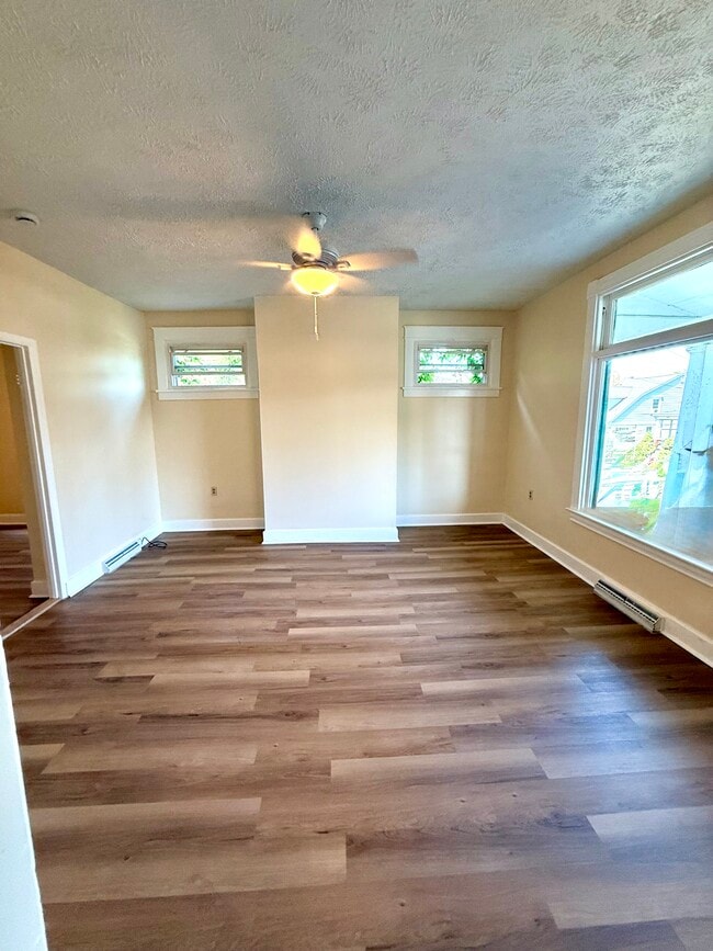 Building Photo - 1054 Vance Ave