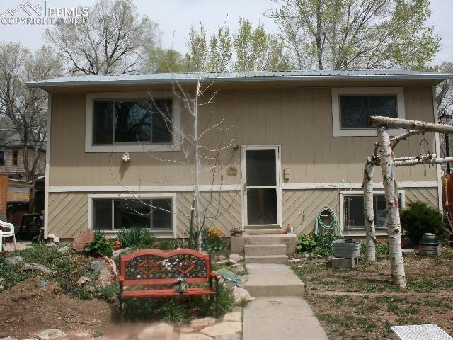 Foto del edificio - 2426 W Pikes Peak Ave