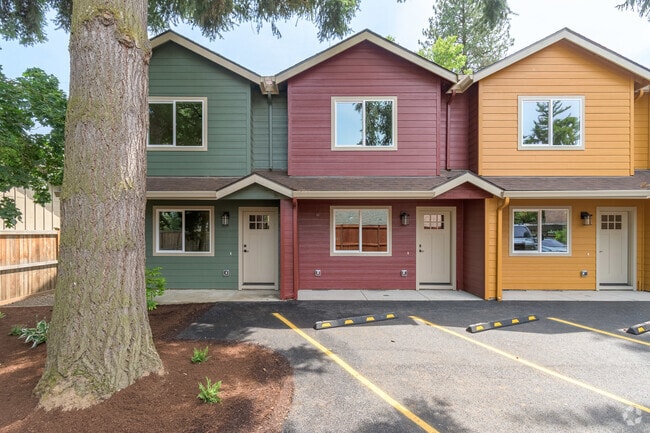 Building Photo - 2104 Westwood Ln