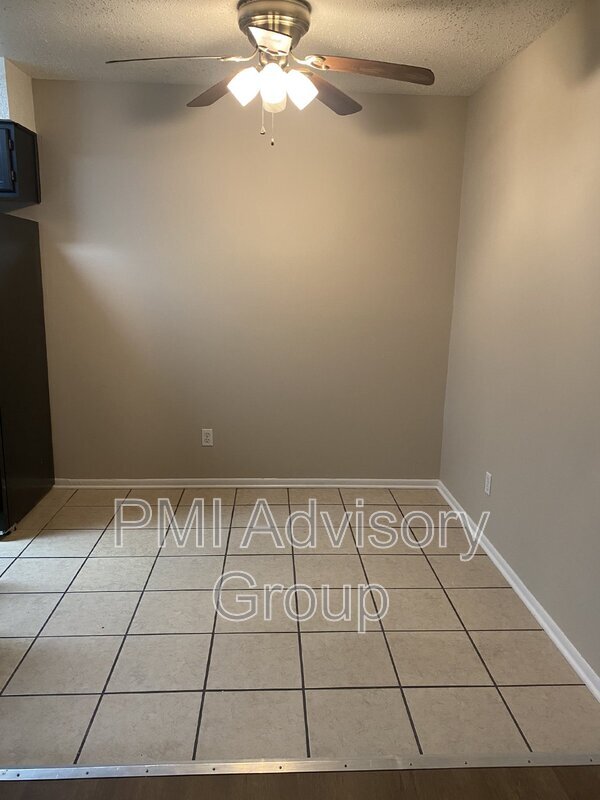 Building Photo - 3101 SW Macvicar Ave