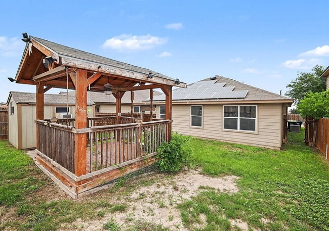 Building Photo - 139 Kildeer Creek