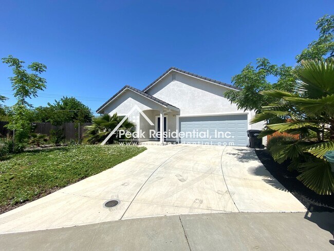 Foto del edificio - Wonderful 4bd/2ba Home with 2 Car Garage!