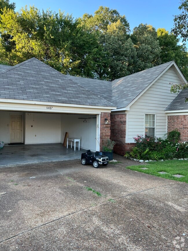 The Pines of Greenbrook Houses under 3,000 Memphis, TN 4 Homes