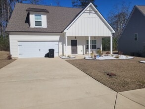 Building Photo - 5077 Pond View Dr