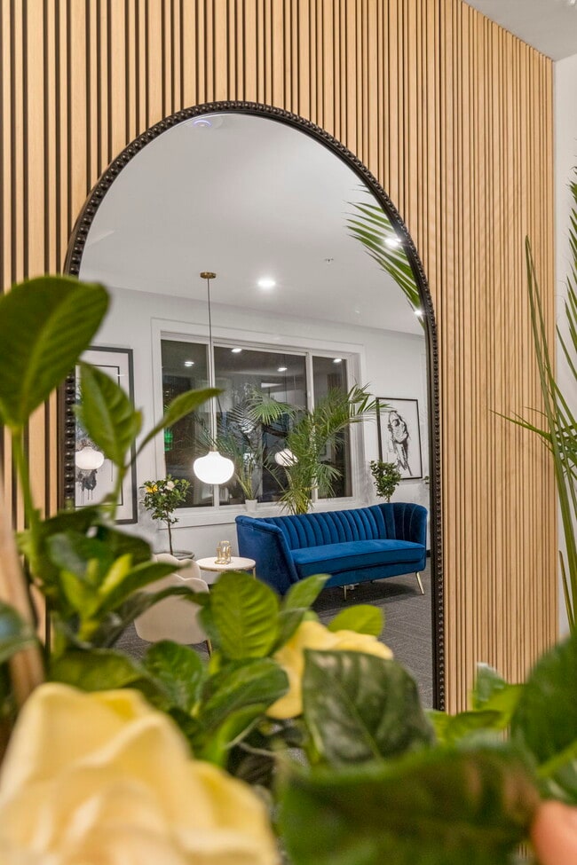 Building Photo - Cobblestone Lofts