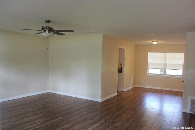 Foto del edificio - 3330 NW 29th Ave